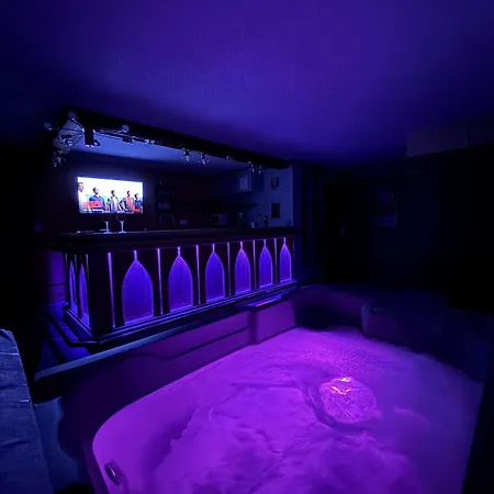 Le Savoyard - Bar & Jacuzzi Appartement Bellevaux
