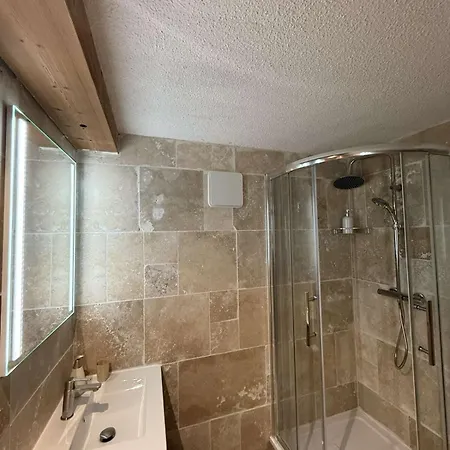 Apartment Le Savoyard - Bar & Jacuzzi Bellevaux
