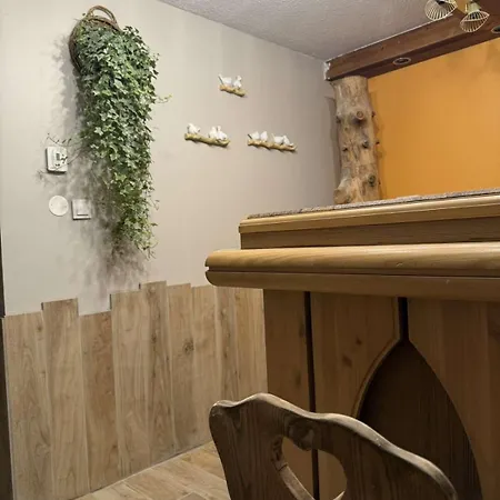 Le Savoyard - Bar & Jacuzzi Bellevaux