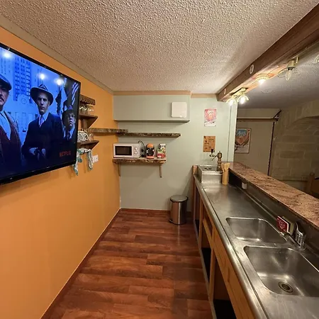 Le Savoyard - Bar & Jacuzzi Apartment *